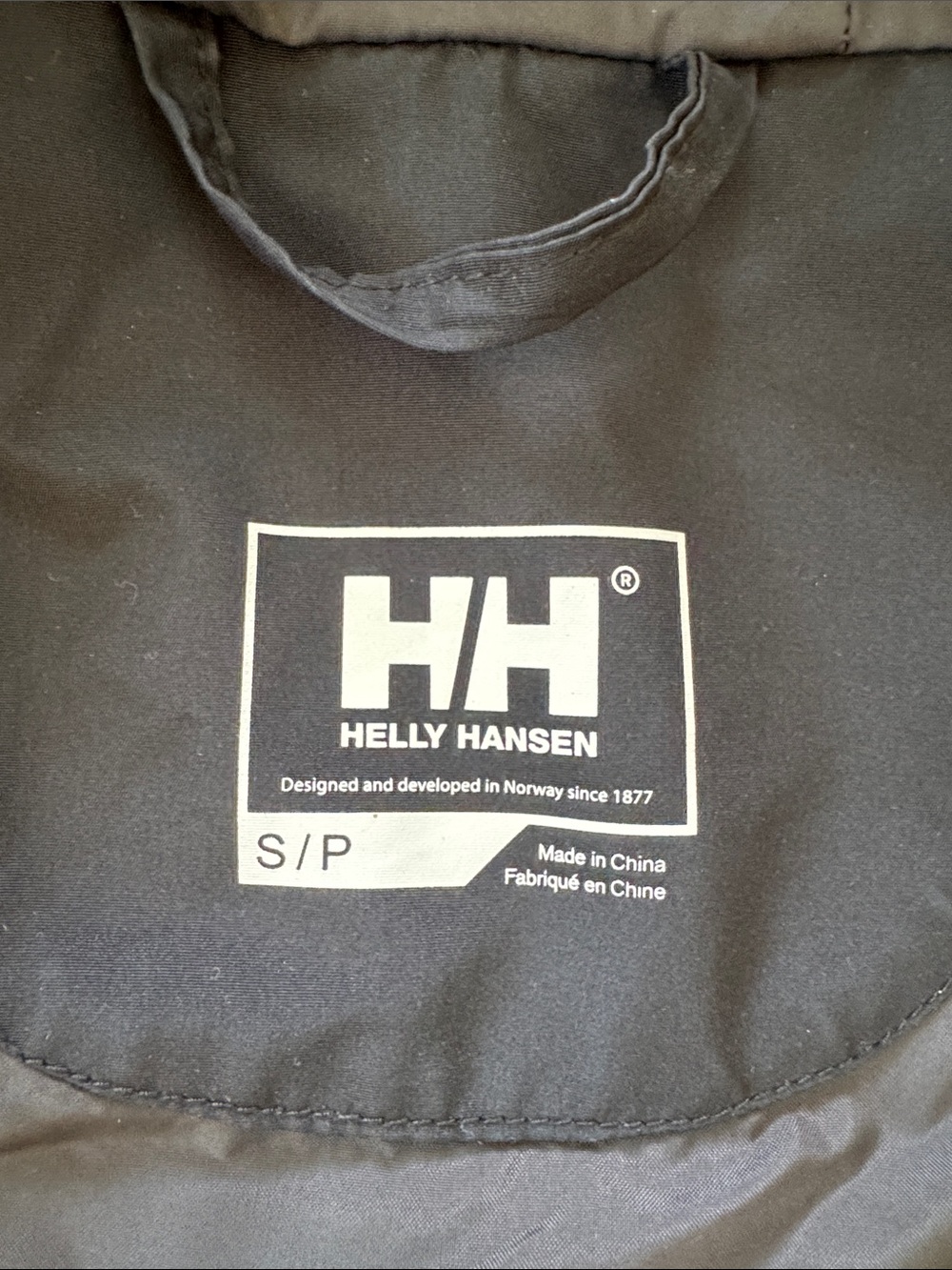 Helly Hansen Black Longline Waterproof Hooded Coat - Picture 2 of 3